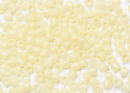 Бисер Япония круглый 11/0 10г 0142F банановый крем, матовый цейлон